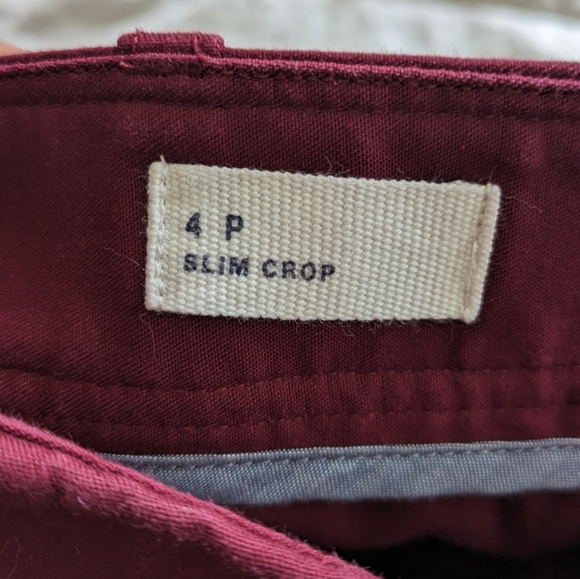 ⭐ BOGO GAP petite slim crop - Picture 6 of 7